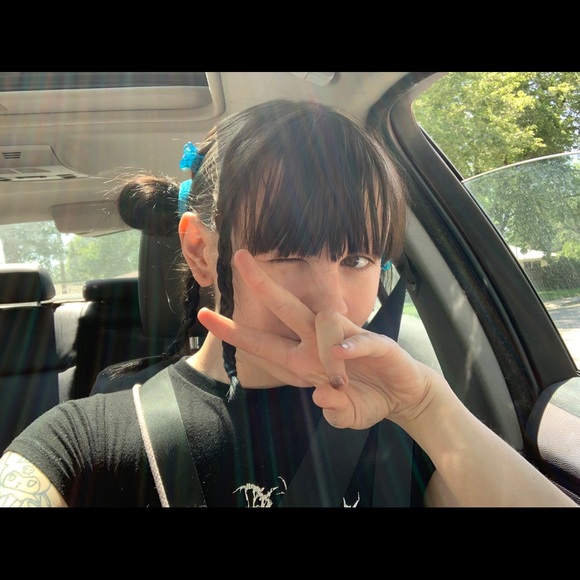 Meet your Posher, Gemini - Picture 1 of 1